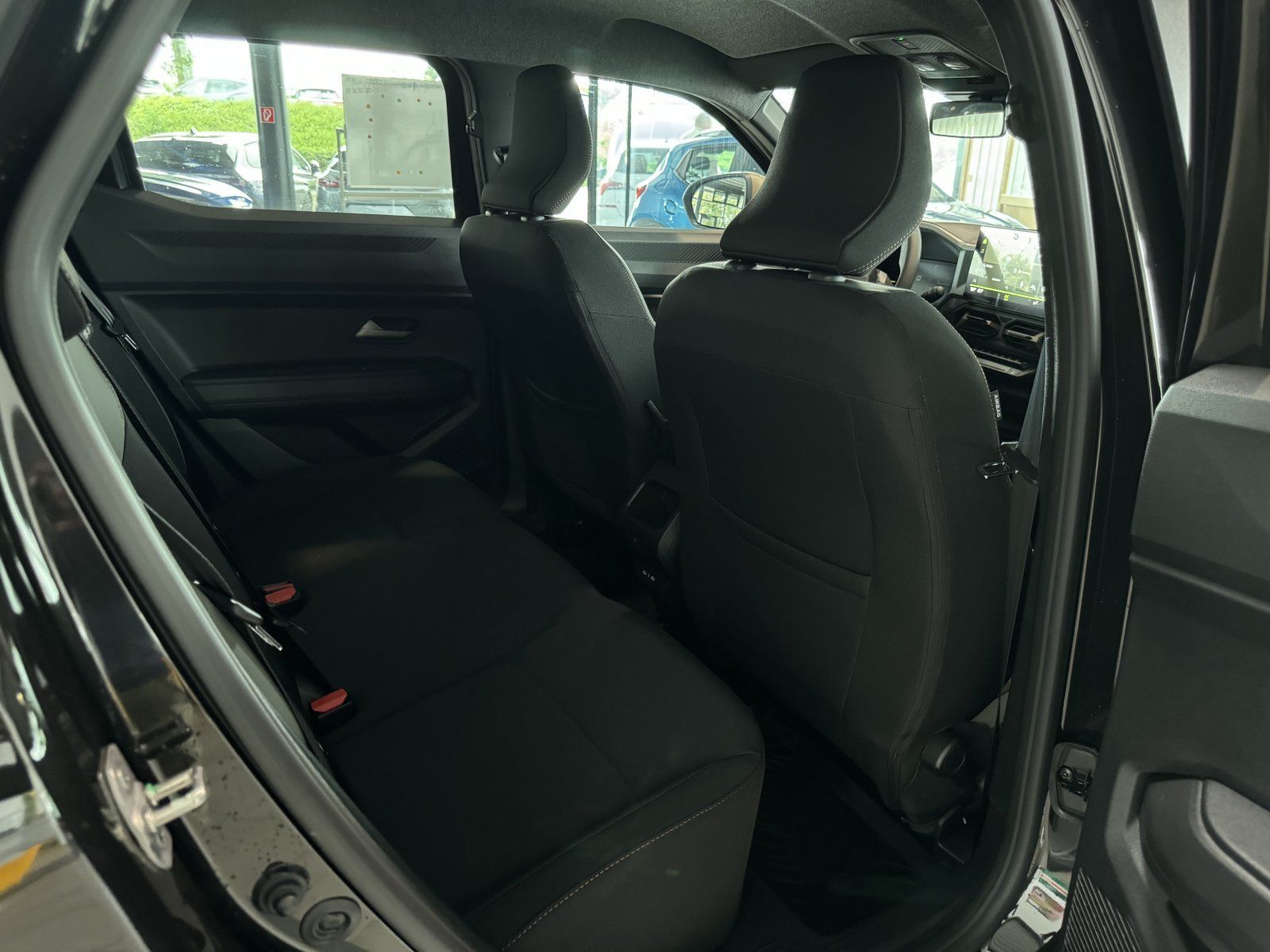 Dacia Duster NEW Hybrid 140 4x2 Extreme - Samsaru's Car Outlet