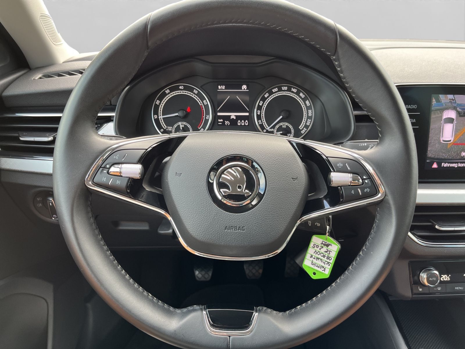 Skoda Kamiq Tour 1.5 TSI - Samsaru's Car Outlet