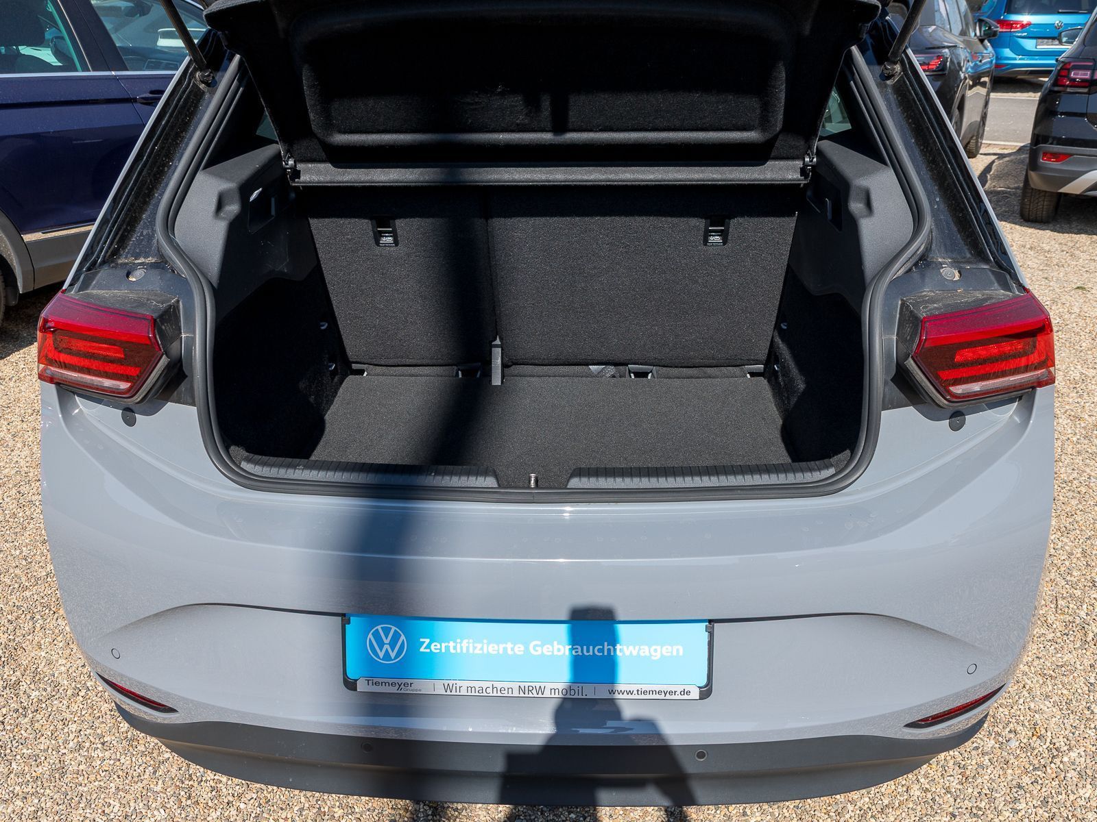 Volkswagen ID.3 PRO PERFORMANCE - Samsaru's Car Outlet