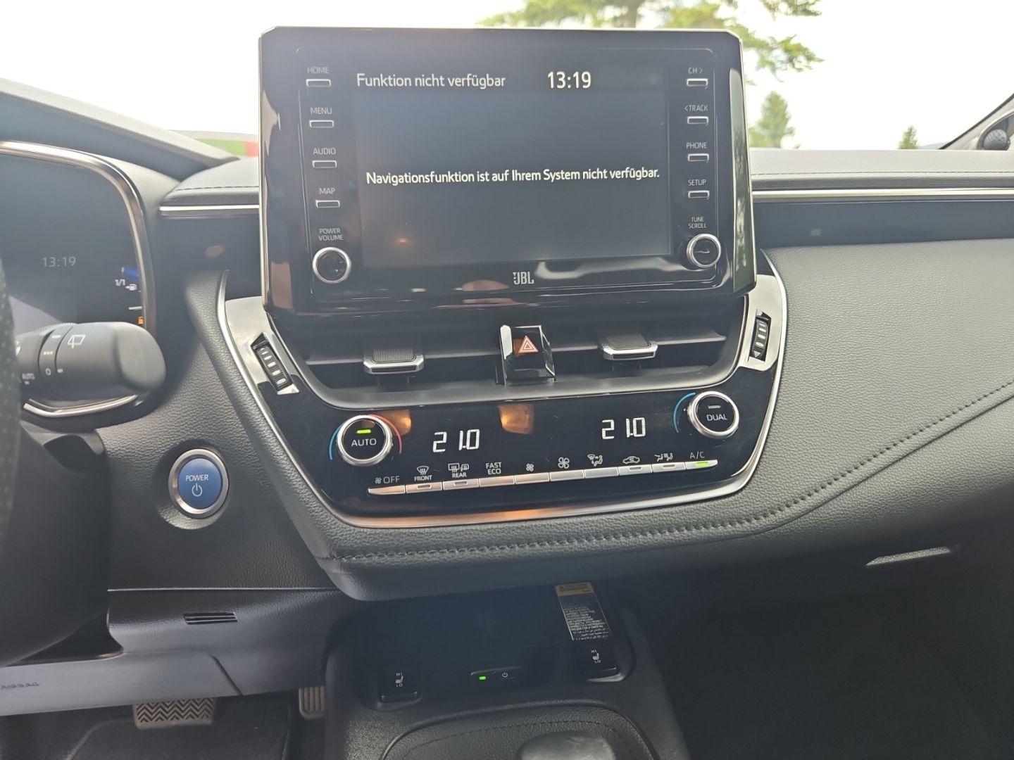 Toyota Corolla Touring Sports 2.0 Hybrid - Samsaru's Car Outlet