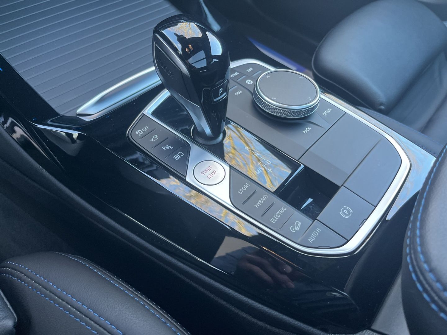 BMW X3 30e M Sport xDrive/Sportpaket/HUD/AHK/Panoram