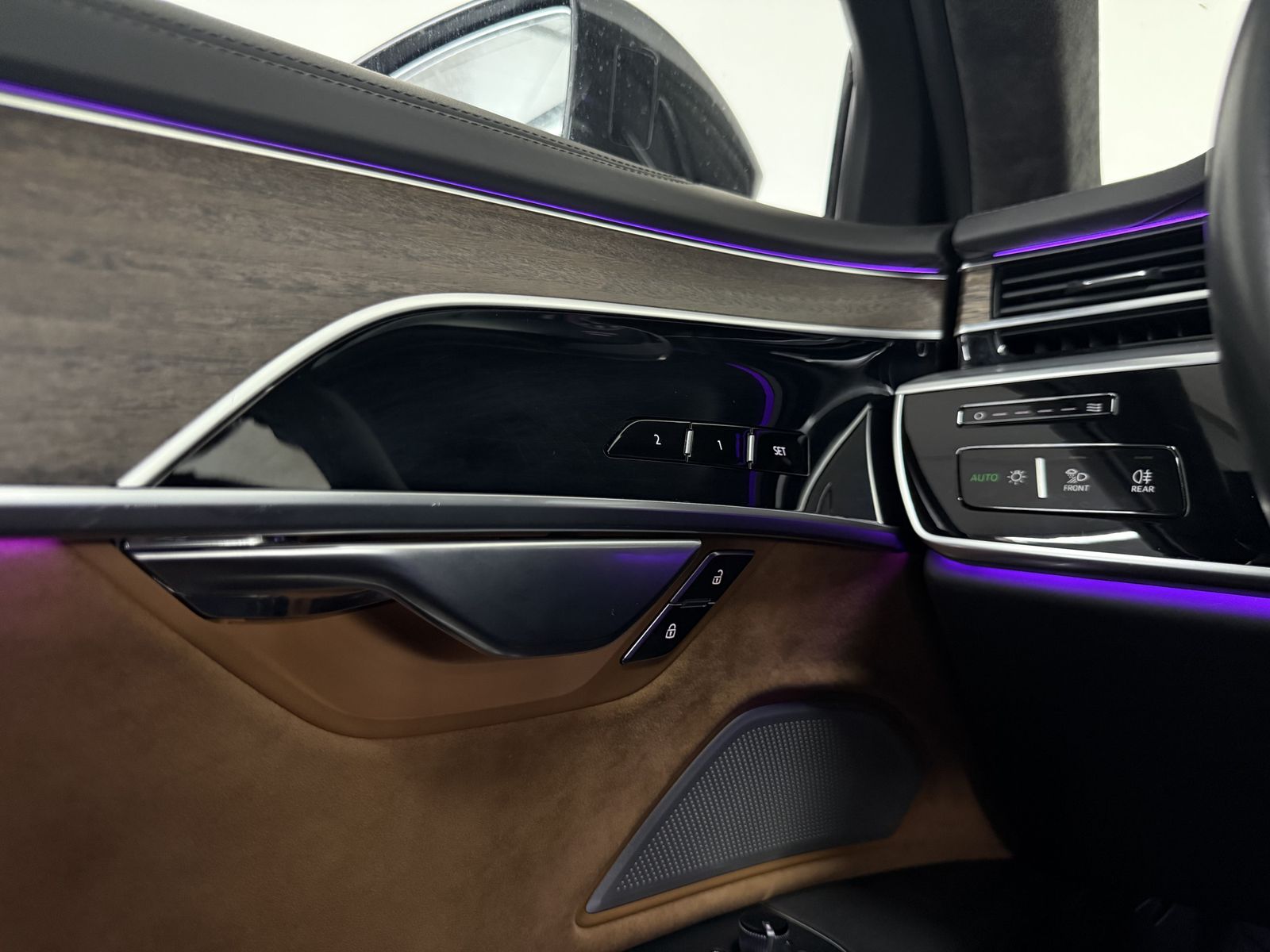 Audi A8 60 TDI L S-Line - Samsaru's Car Outlet