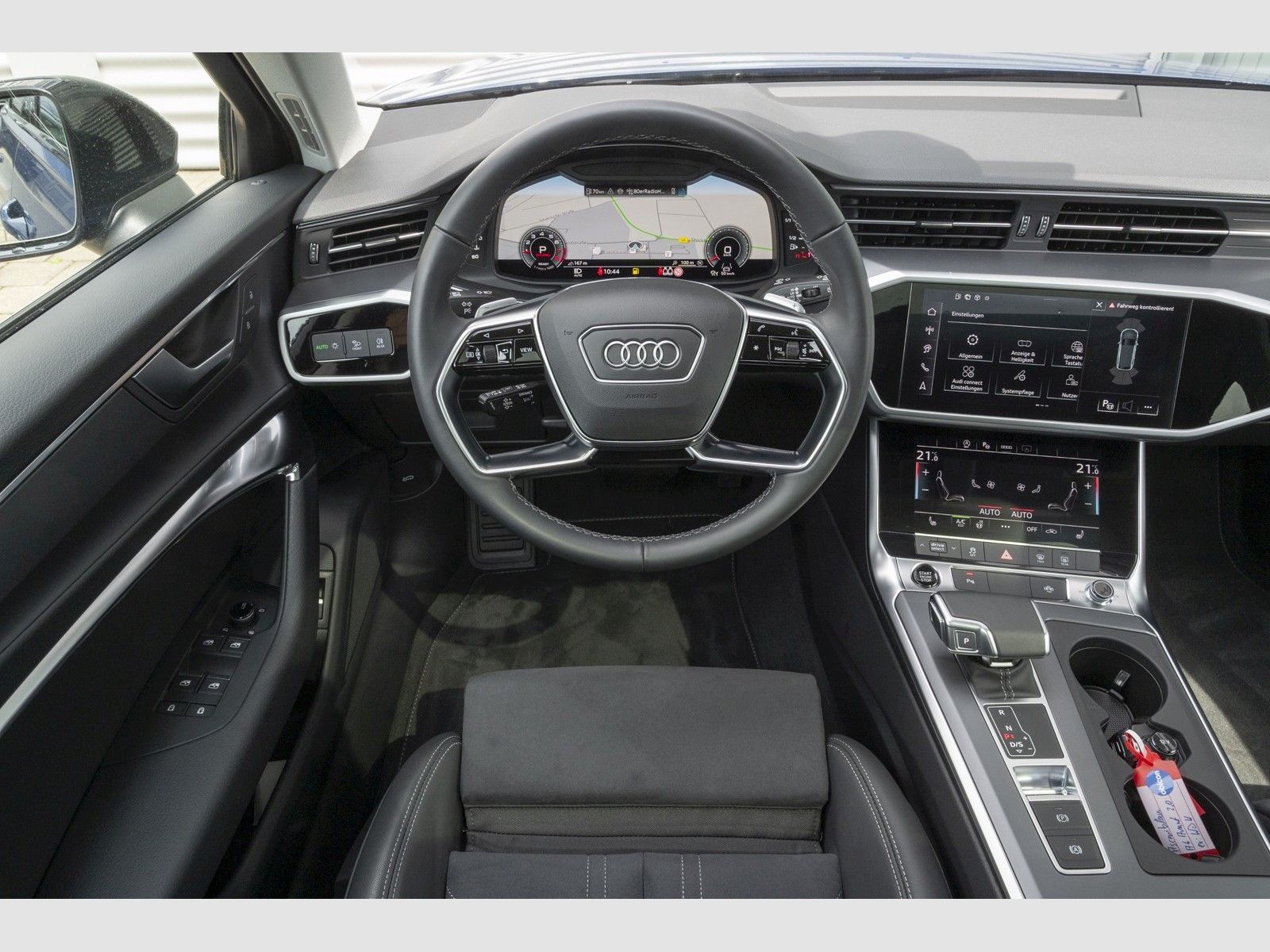 Audi A6 Avant 45 TFSI S line S tronic - Samsaru's Car Outlet