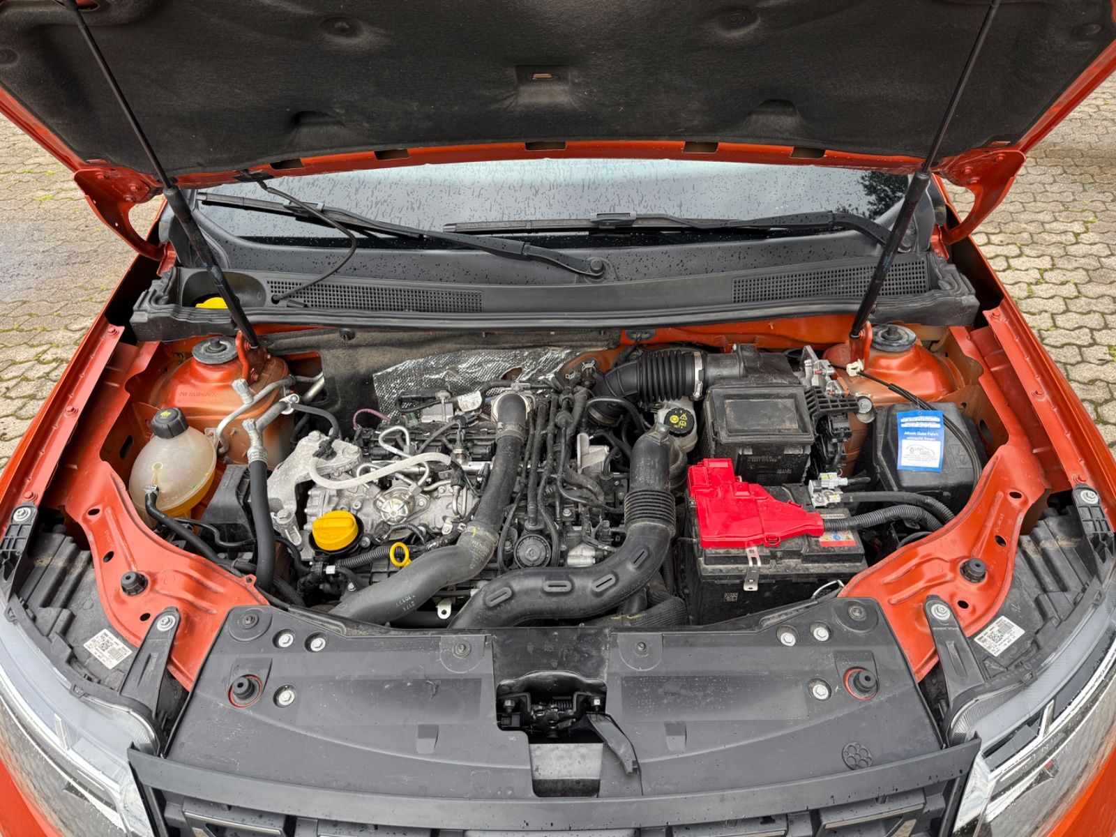 Dacia Duster II Prestige 4WD - Samsaru's Car Outlet
