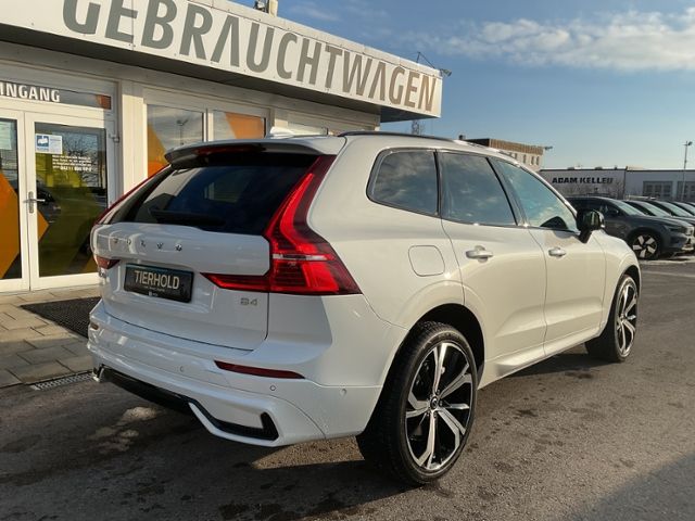 Volvo XC60 B4 Plus Dark 2WD ACC PANO Standhz Allwetter