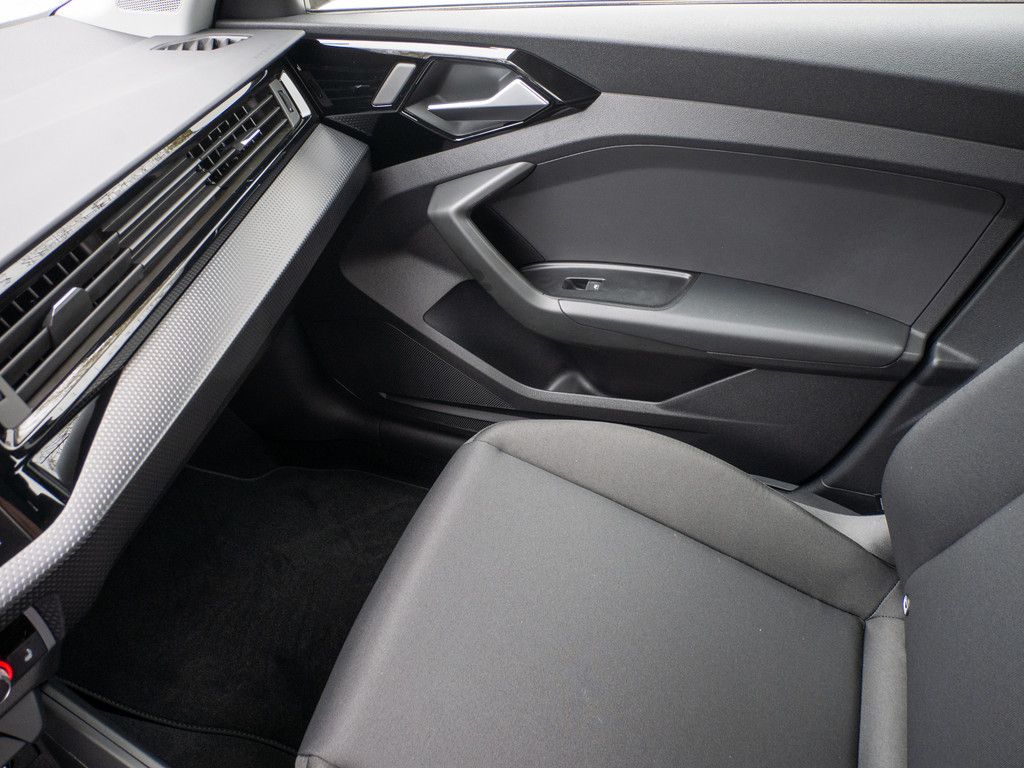 Audi A1 Sportback advanced 25 TFSI - Samsaru's Car Outlet