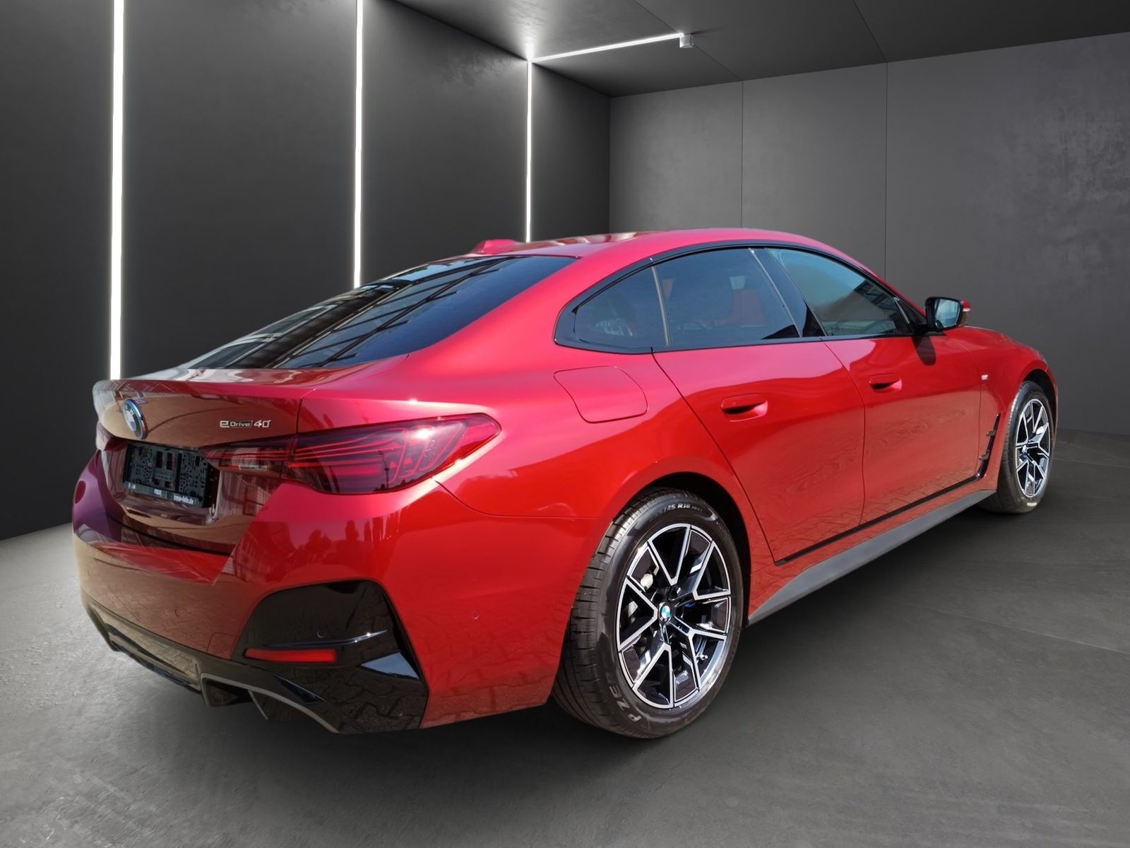 BMW i4 eDrive40 M SPORTPAKET+LIVE COCKPIT PRO+HARMAN