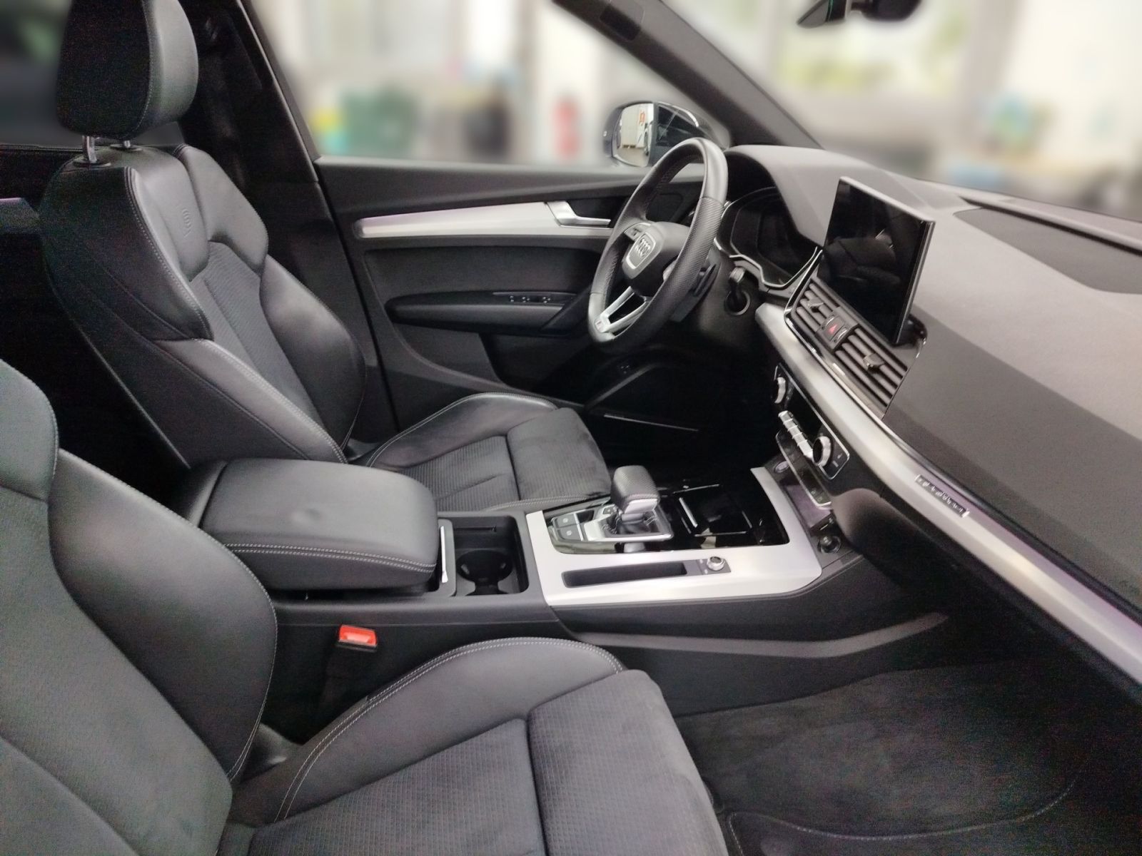 Audi Q5 50 TFSI e quattro S tronic - Samsaru's Car Outlet