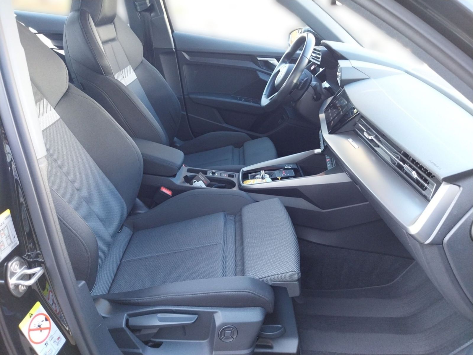 Audi A3 Sportback NAVI*LED*RFK*GRA*LM17*AUT Navi