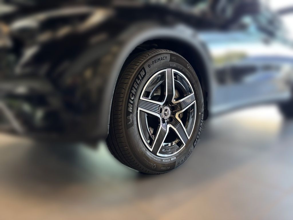 Mercedes-Benz GLC 220 d 4M AMG+PANO+KAMERA+AHK+MEMORY+DISTR.
