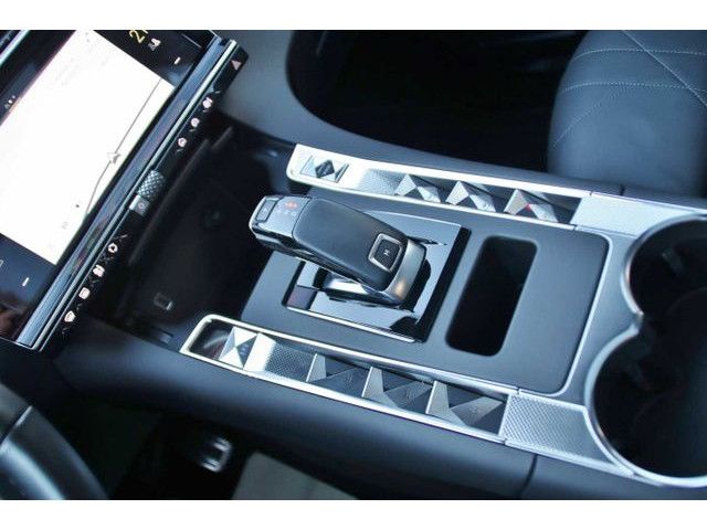 DS Automobiles DS 7 BlueHDI 130 Aut. RIVOLI LEDER Panoramadach