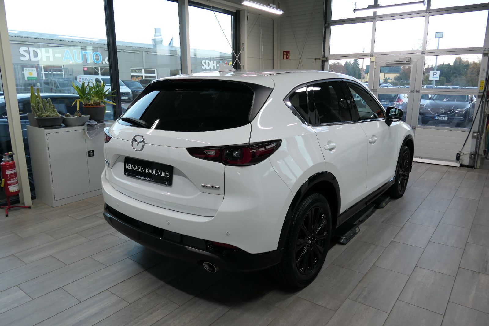 Mazda CX-5 SKYACTIV 184 AWD  HOMURA +Leder +Dach+AHK