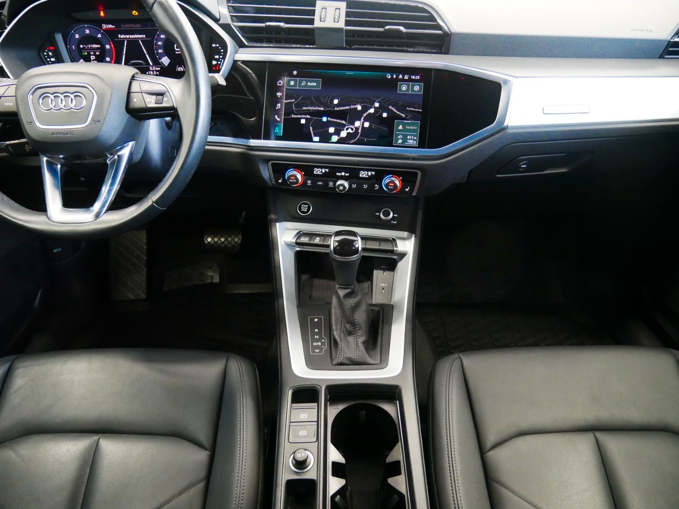 Audi Q3 35 TDI quattro advanced - Samsaru's Car Outlet