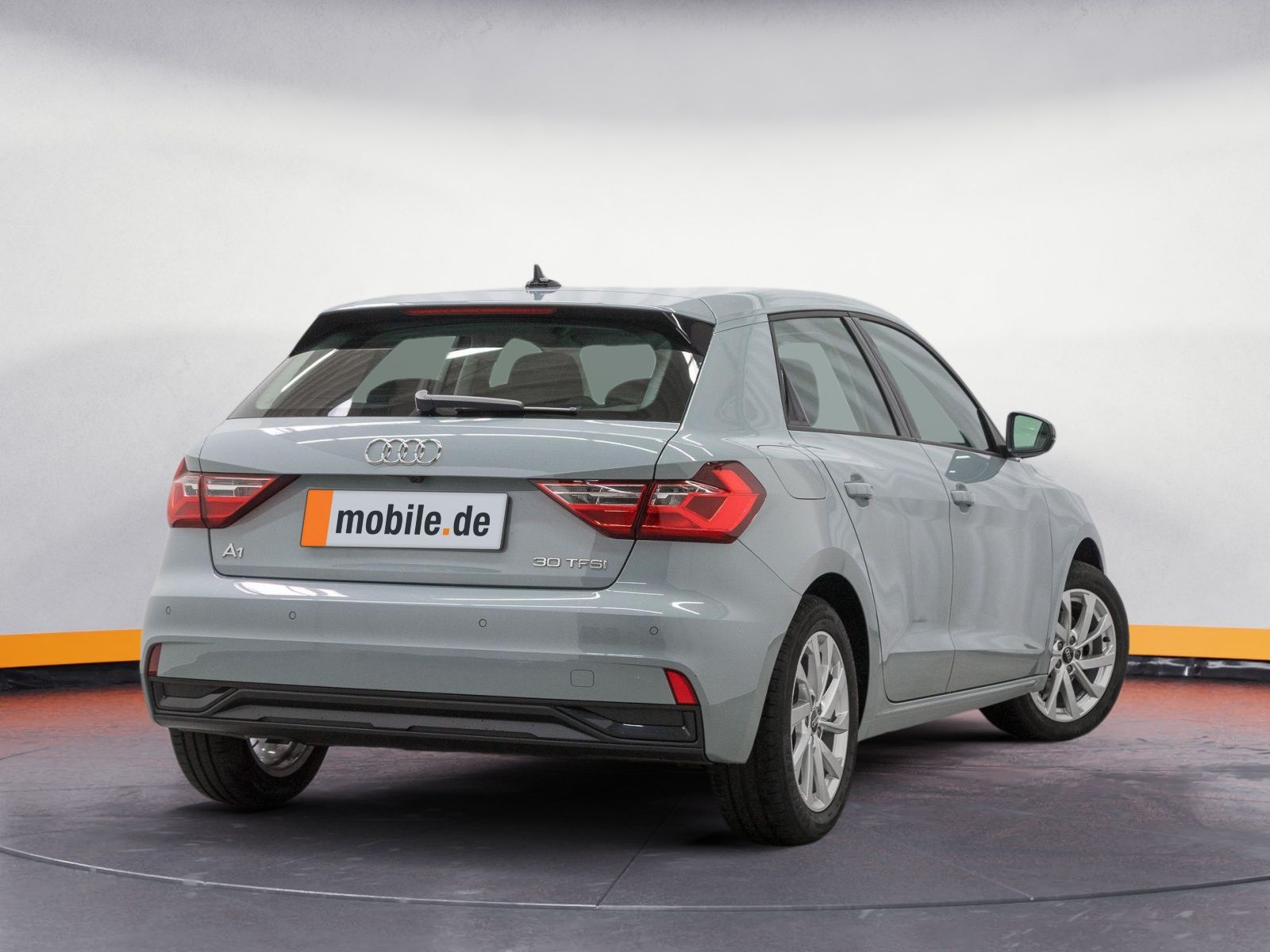 Audi A1 Sportback 30 TFSI ADVANCED - Samsaru's Car Outlet