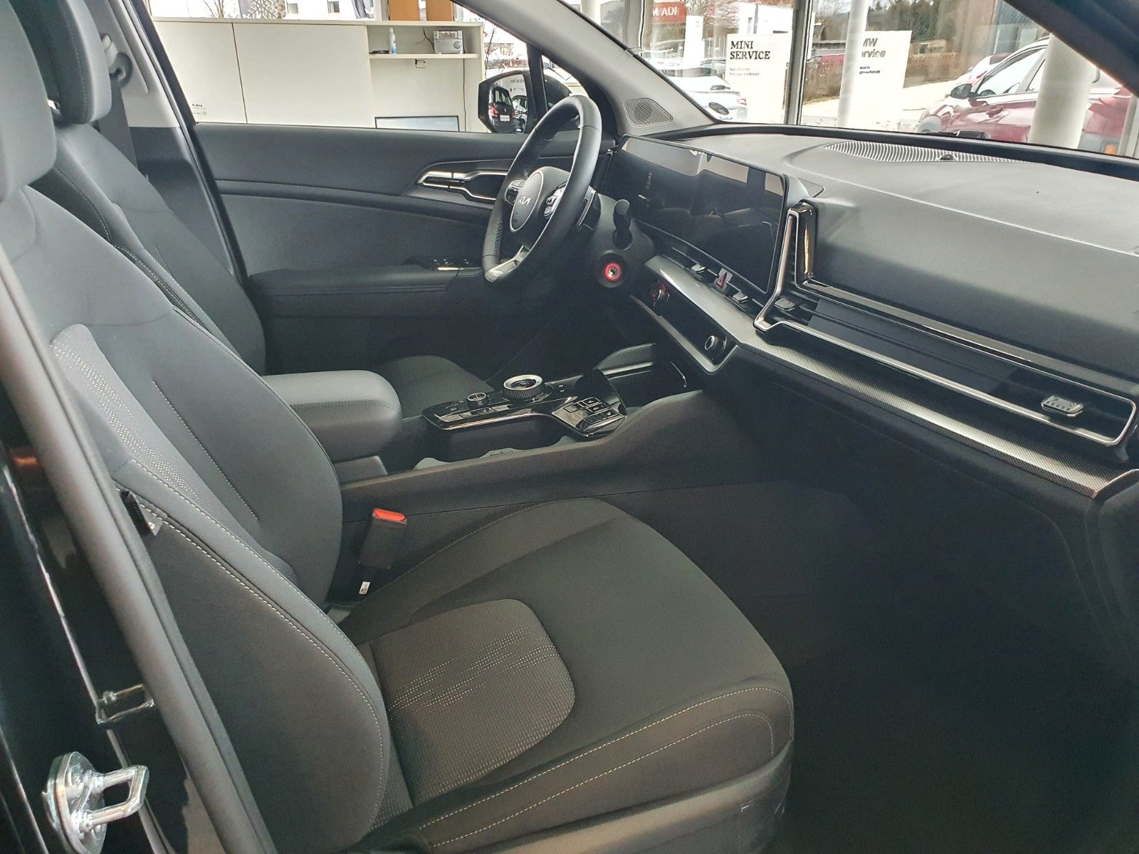 Kia Sportage 1.6T PHEV Vision 4WD - Samsaru's Car Outlet