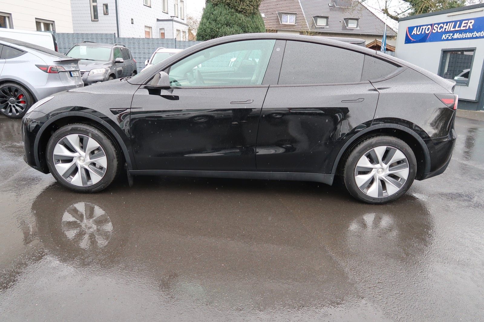 Tesla Model Y Long Range Dual AWD # AHK # black #MWST.