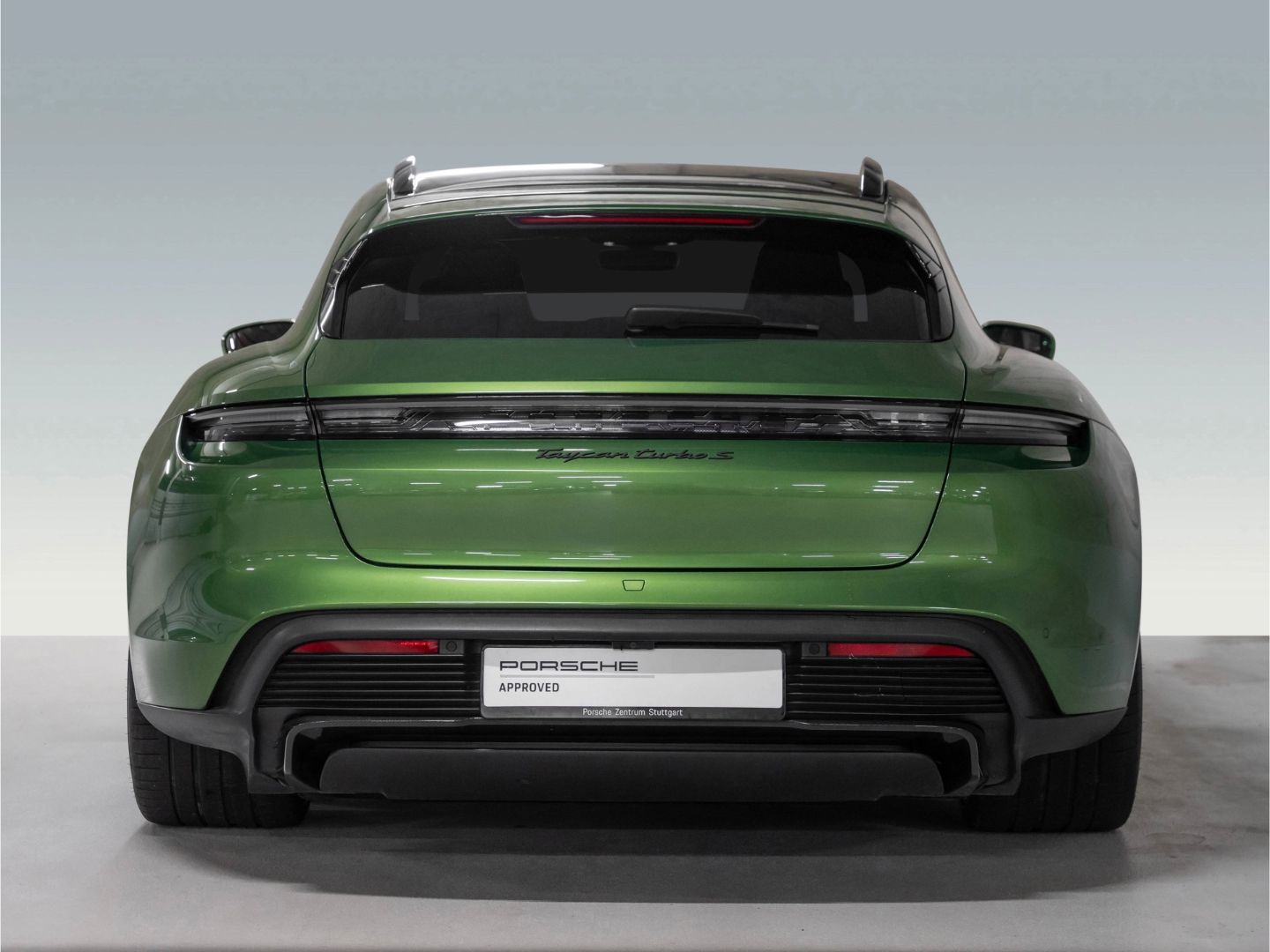 Porsche Taycan Turbo S Sport Turismo Burmester InnoDrive