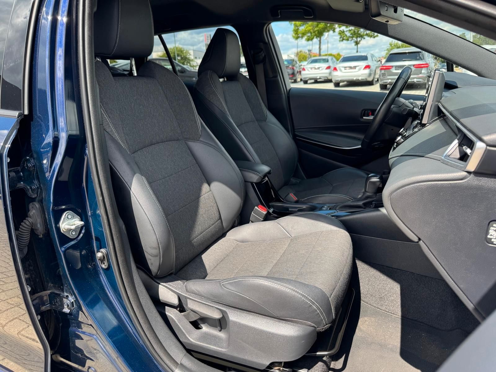 Toyota Corolla 1.8 Touring Sports Hybrid - Samsaru's Car Outlet