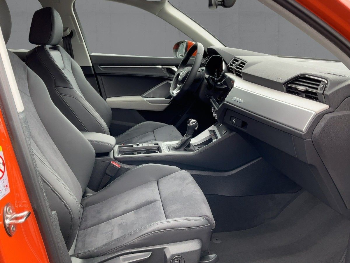 Audi Q3 40 TFSI QU S-TR ADVANCED - Samsaru's Car Outlet