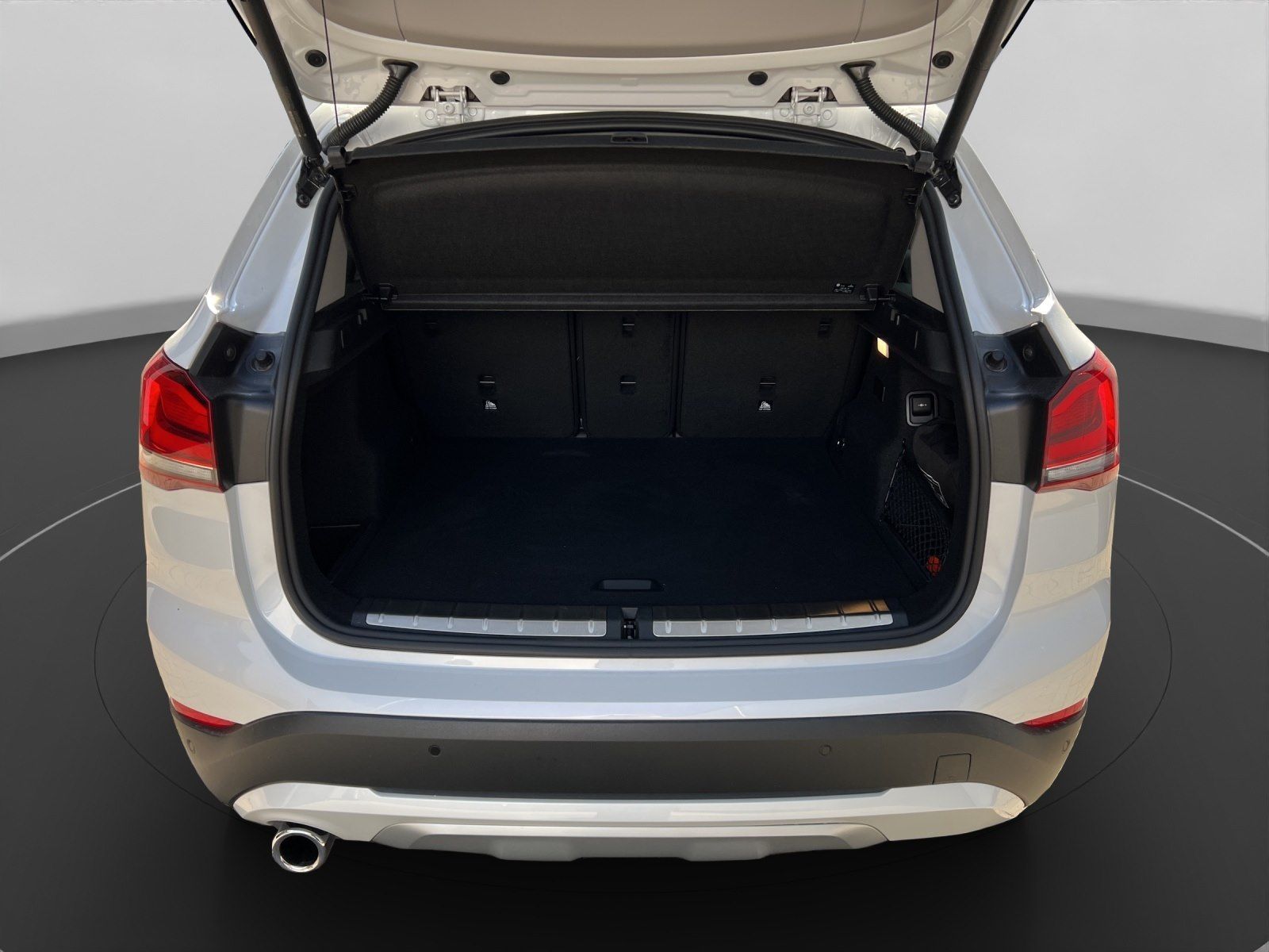 BMW X1 xDrive25e xLine - Samsaru's Car Outlet
