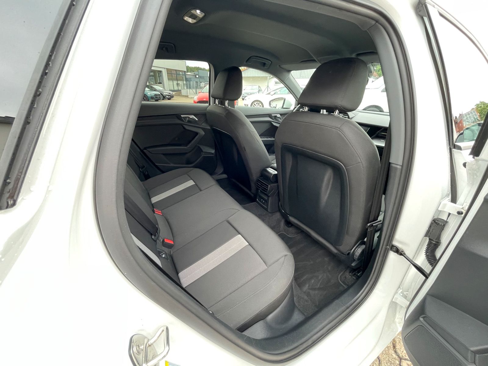 Audi A3 Spb. 40 TFSIe advanced NAV VIRTUAL DAB