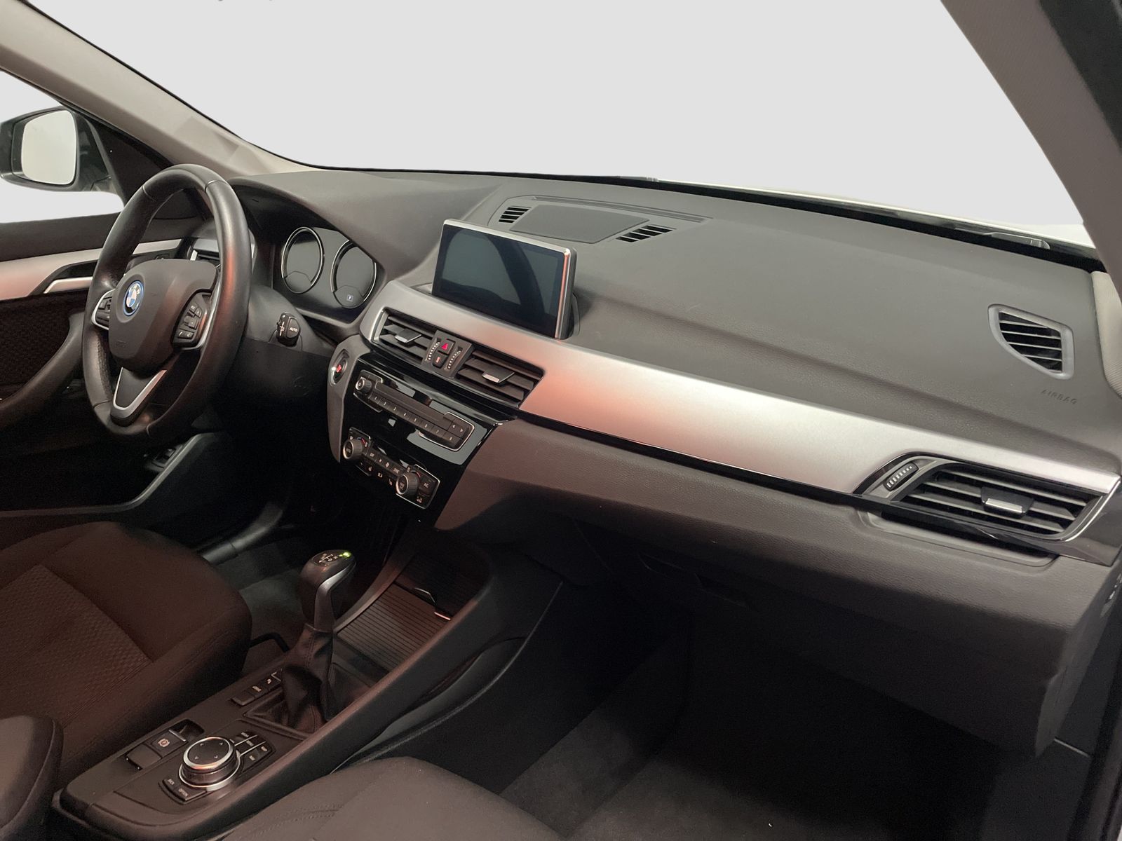 BMW X1 xDrive25e - Samsaru's Car Outlet