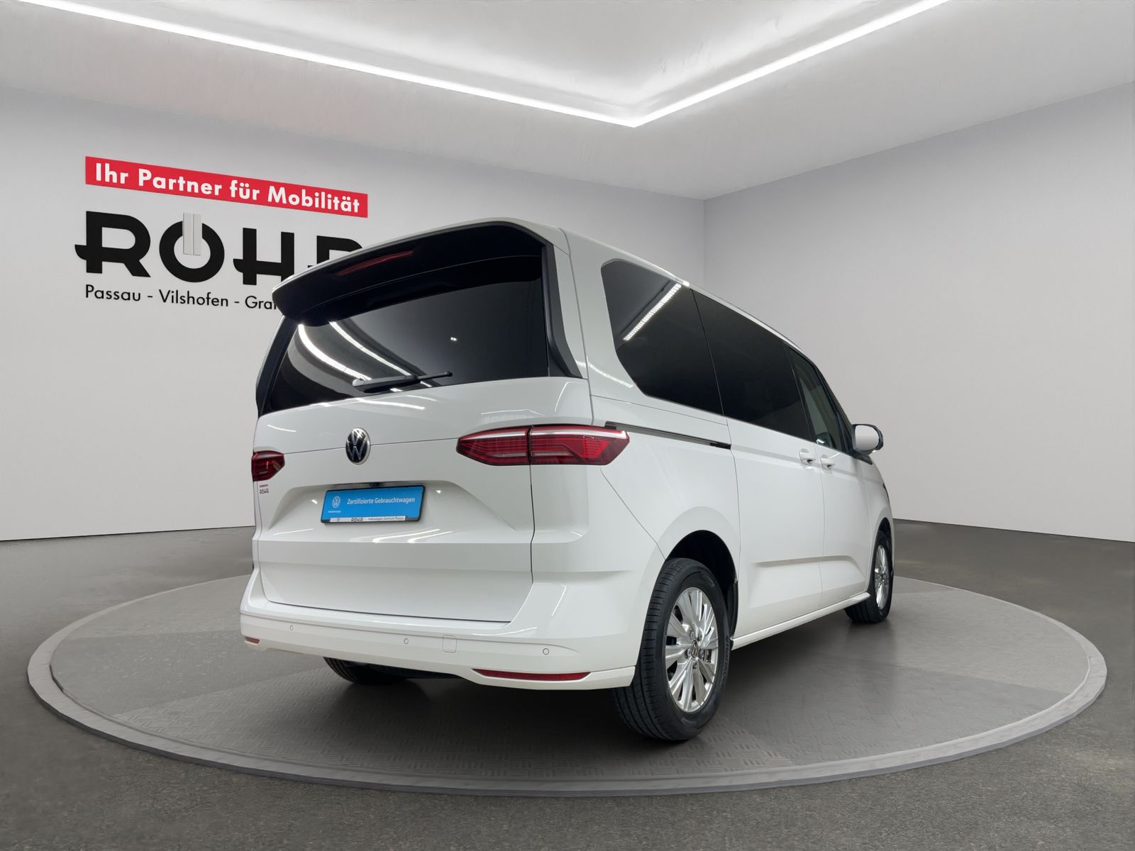 Volkswagen T7 Multivan - Samsaru's Car Outlet