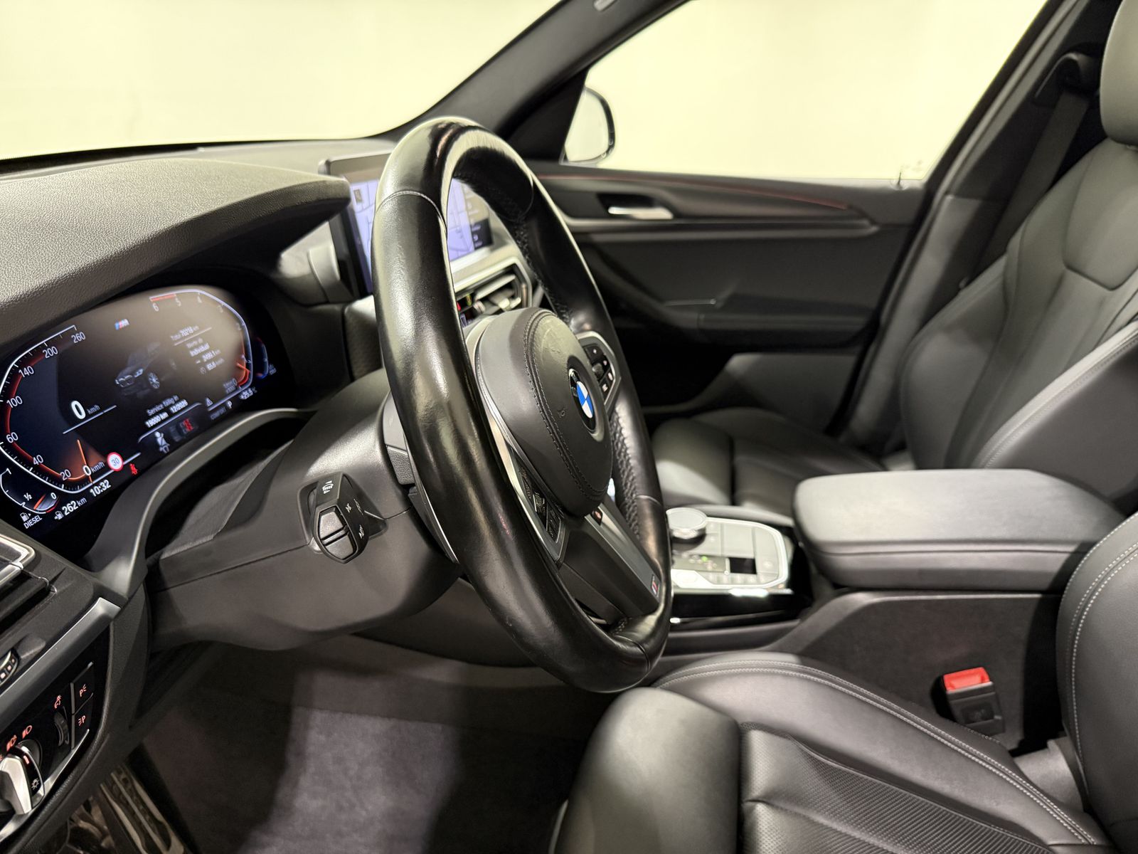 BMW X3 xDrive30d M Sportpaket - Samsaru's Car Outlet