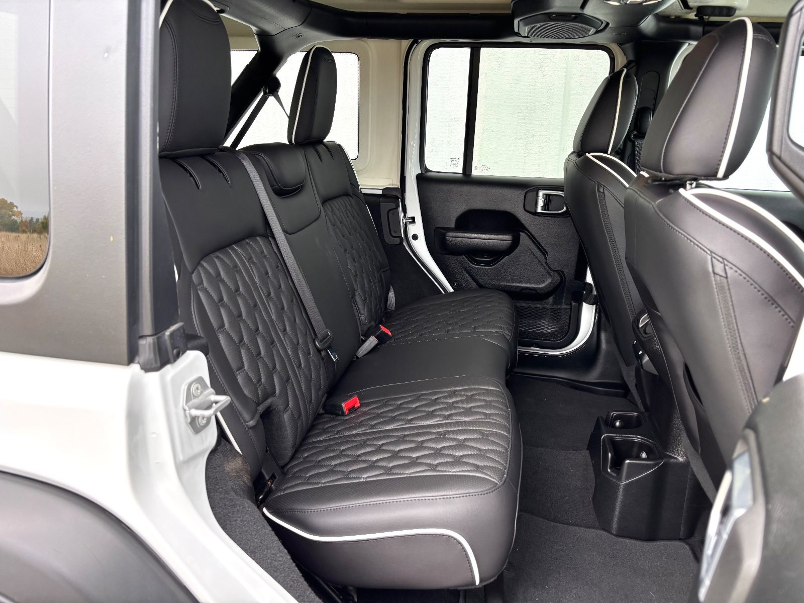 Jeep Wrangler 3.0 Diesel 4x4 UNLIMITED ISLANDER