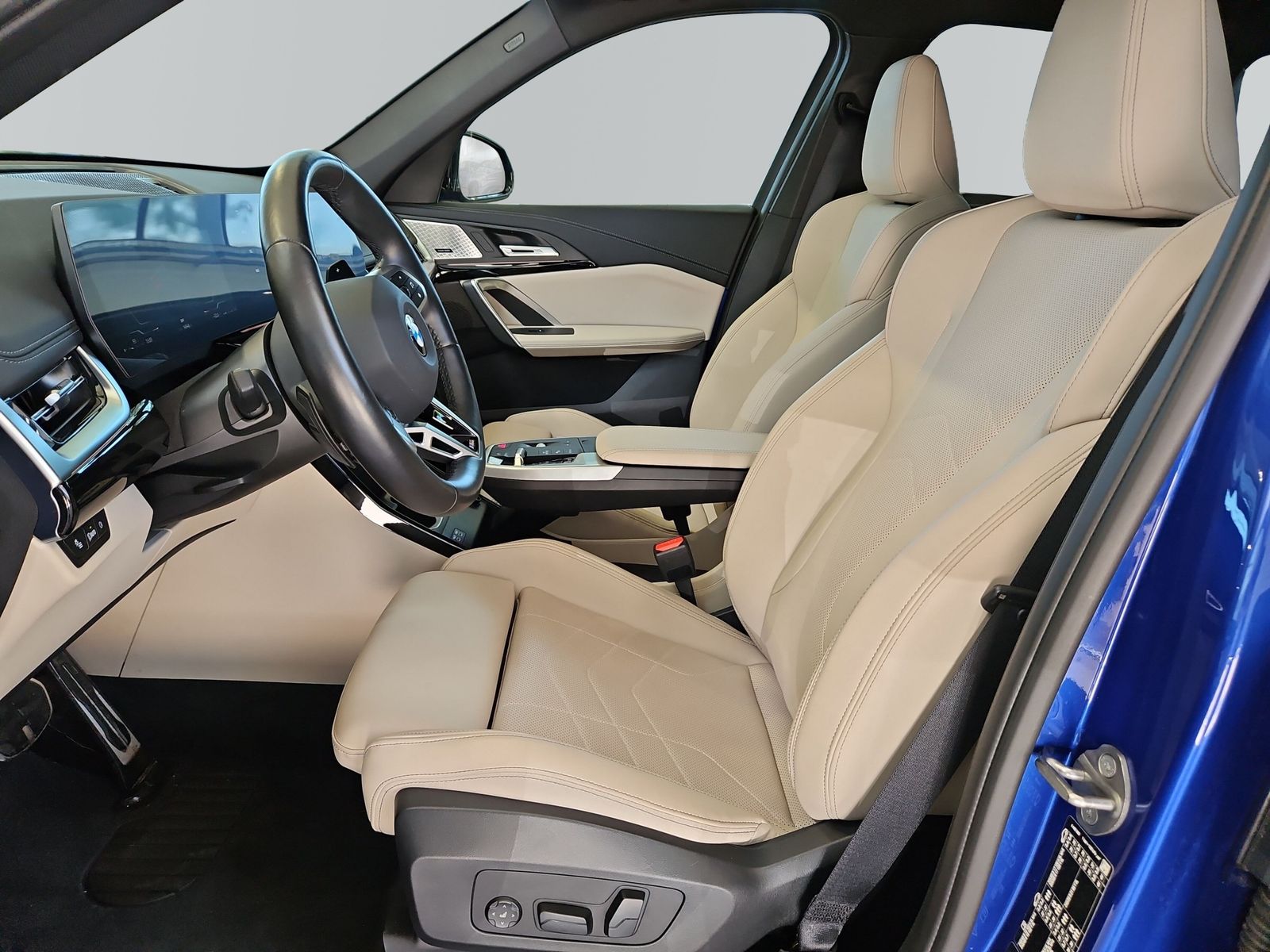 BMW X1 xDrive23i M Sportpaket - Samsaru's Car Outlet