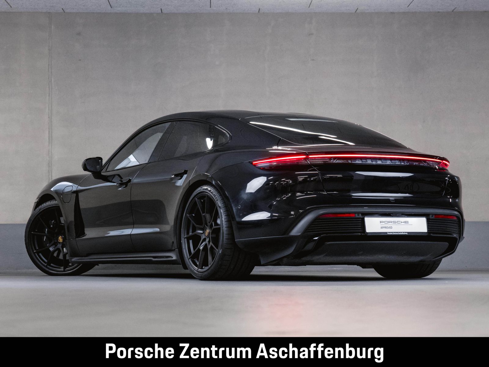 Porsche Taycan GTS InnoDrive BOSE Hinterachslenkung