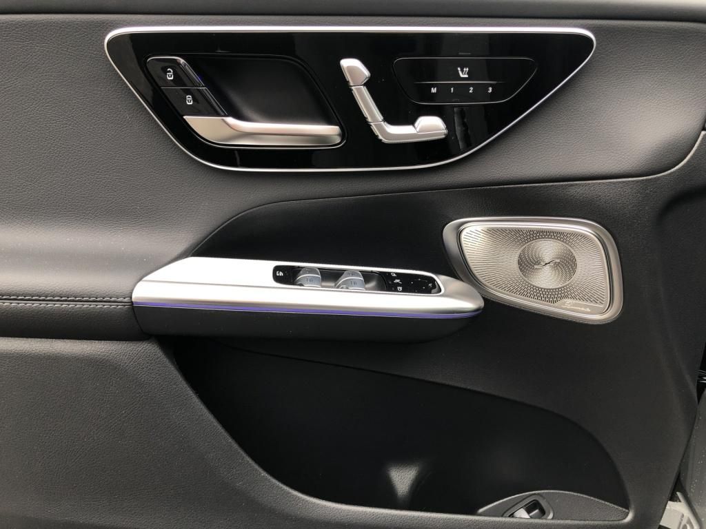 Mercedes-Benz GLC 300 d 4MATIC - Samsaru's Car Outlet