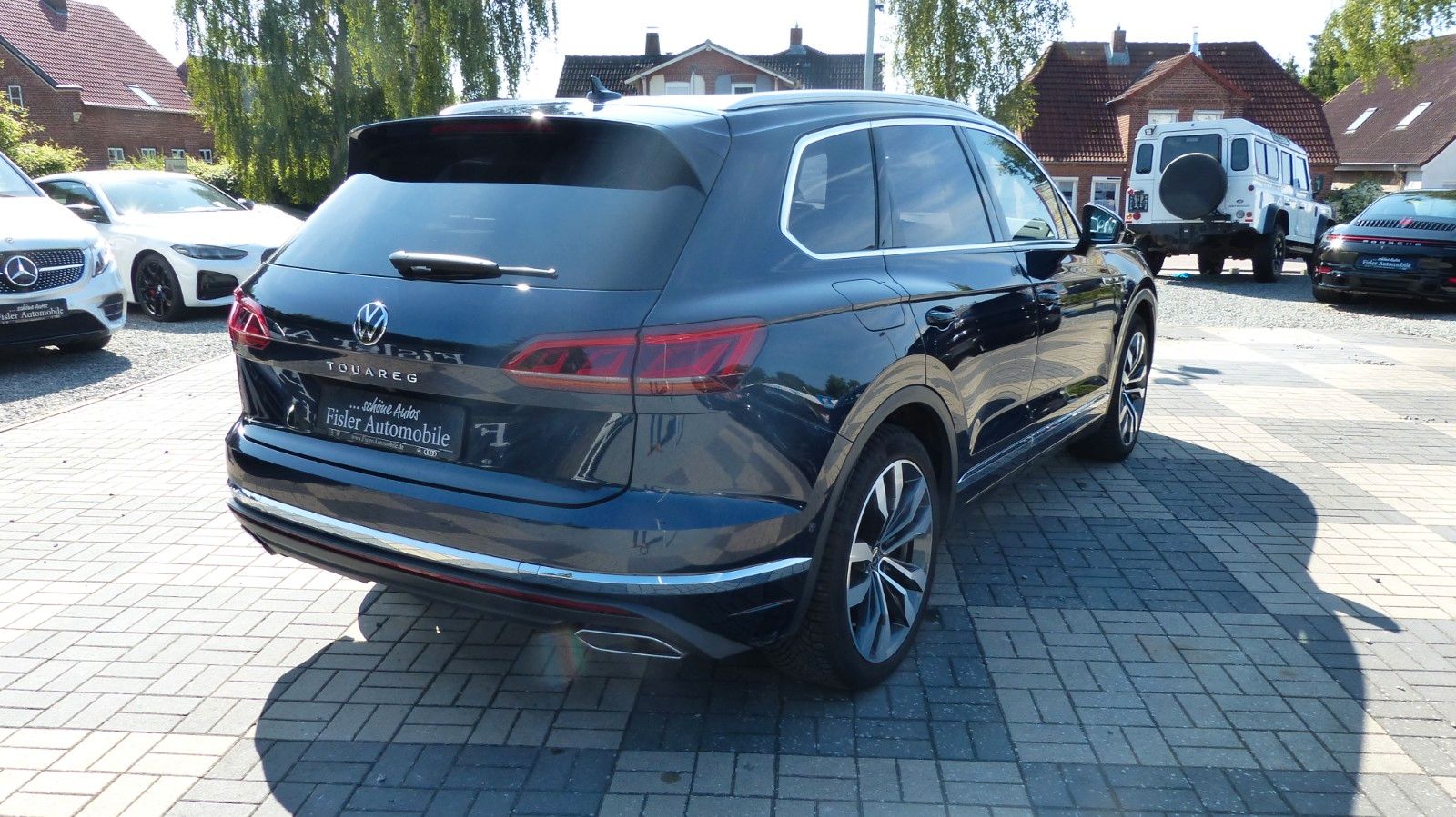 Volkswagen Touareg Elegance 4Motion - Samsaru's Car Outlet