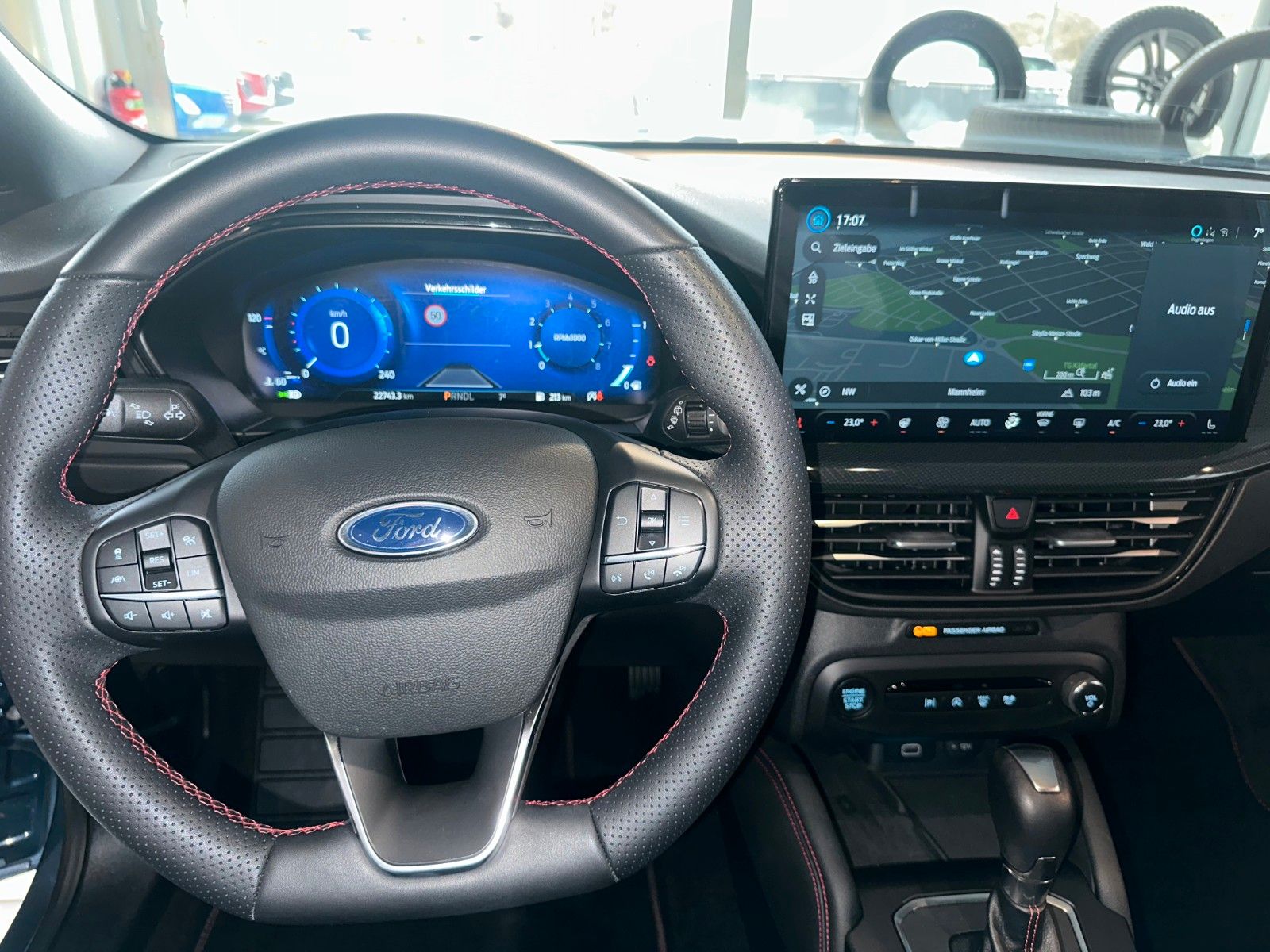 Ford Focus Turnier ST-Line X Automatik 155PS Winter
