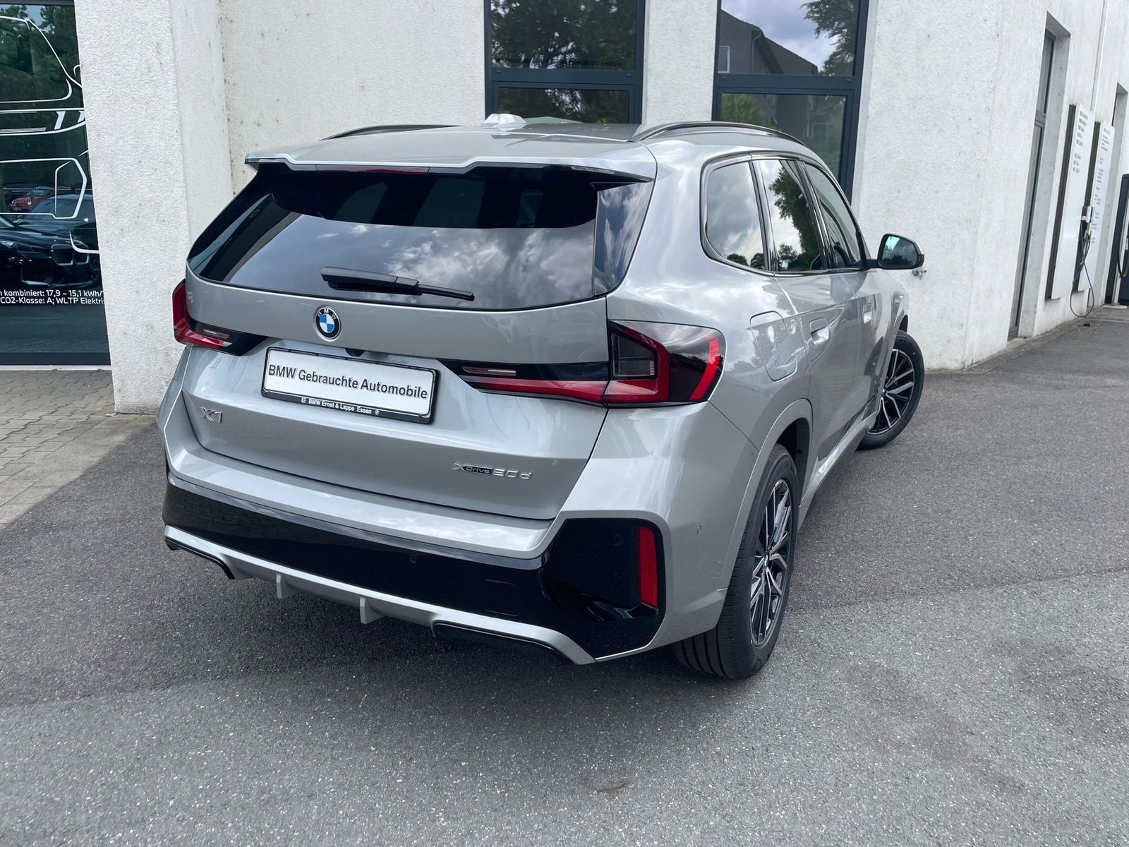 BMW X1 xDrive20d M Sport || AHK 360 ACC H&K Massage