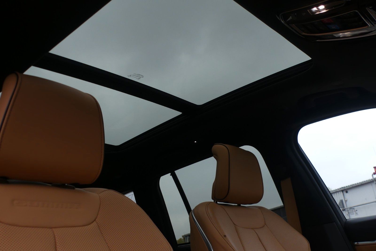 Jeep Grand Cherokee Summit Reserve Plug-In-Hybrid 4xe