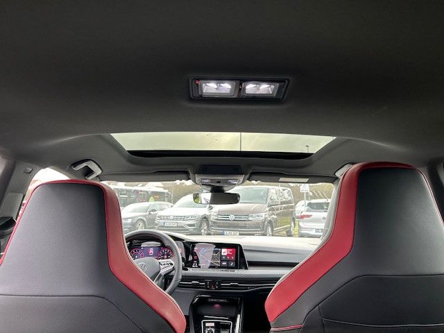 Volkswagen Golf VIII GTI Clubsport BLACK - Samsaru's Car Outlet