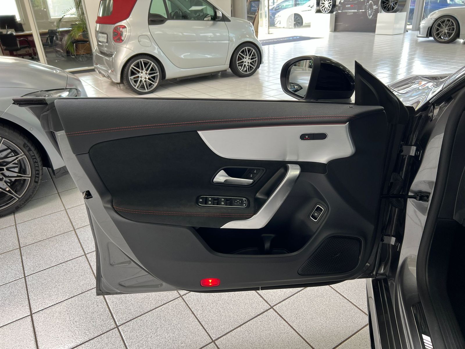 Mercedes-Benz CLA 45 AMG - Samsaru's Car Outlet