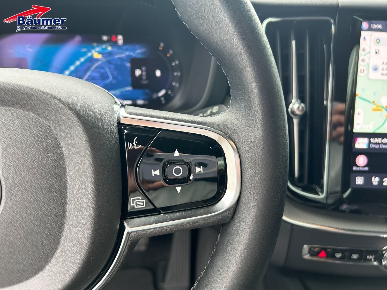 Volvo XC60 B4 Mild-Hybr. AWD Plus Dark Geartronic +AHK