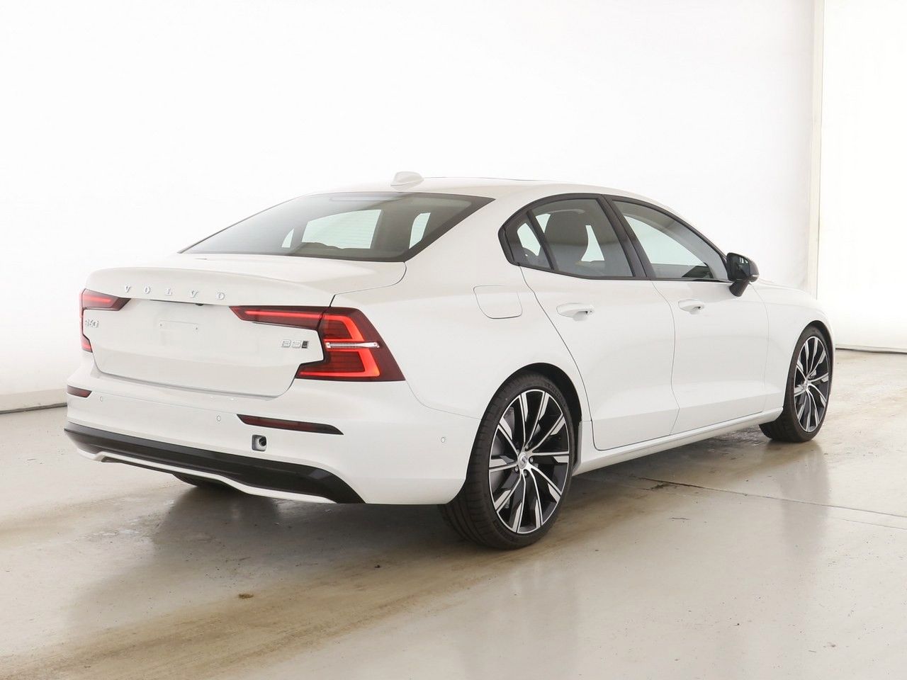 Volvo S60 B5 Ultimate Dark AWD