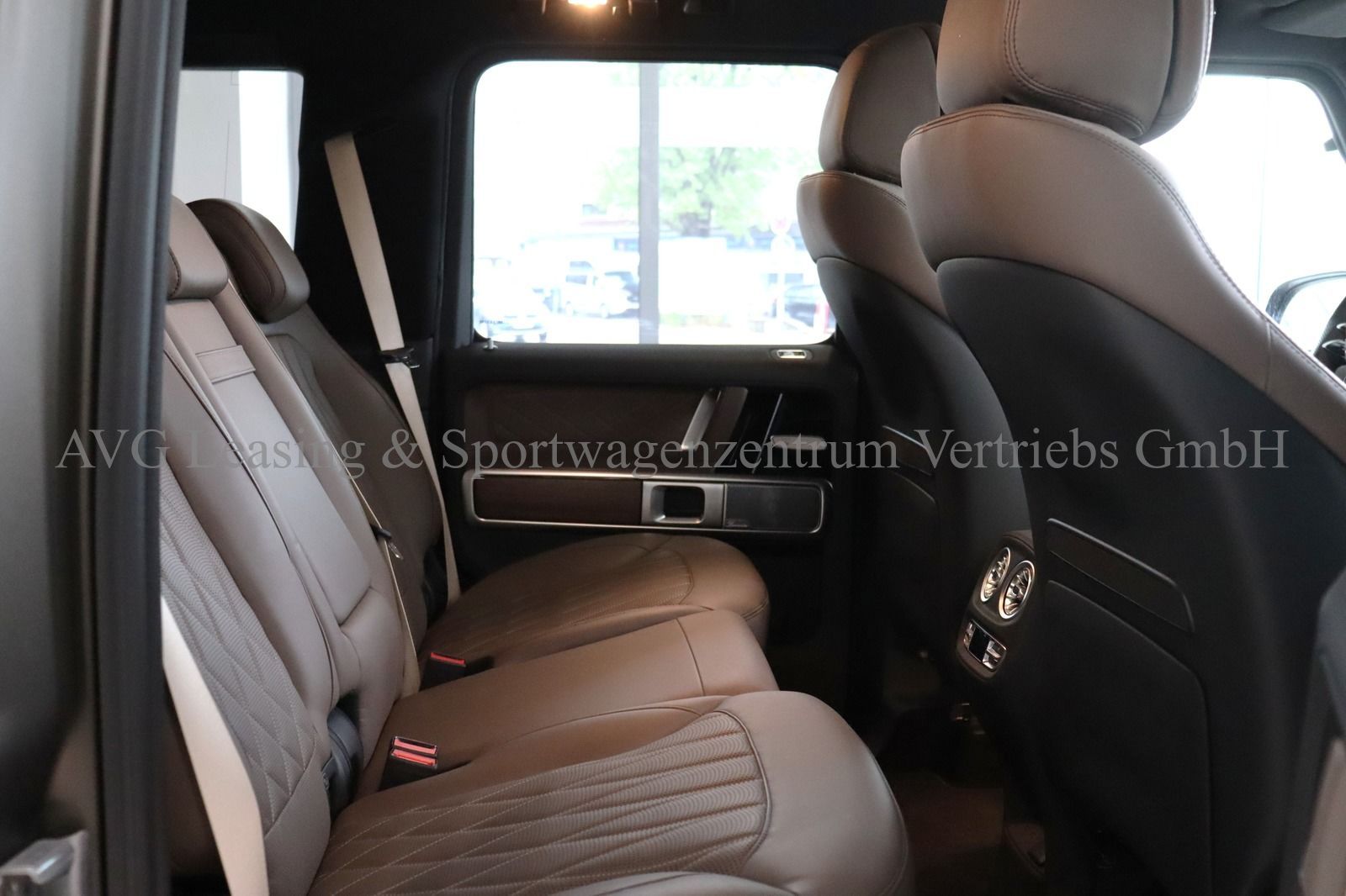 Mercedes-Benz G63 AMG - Samsaru's Car Outlet