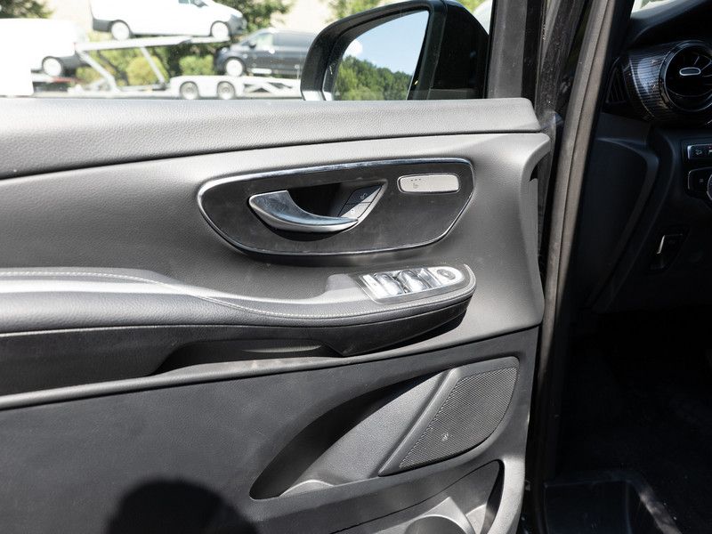 Mercedes-Benz V 300 AVANTGARDE 4x4 - Samsaru's Car Outlet