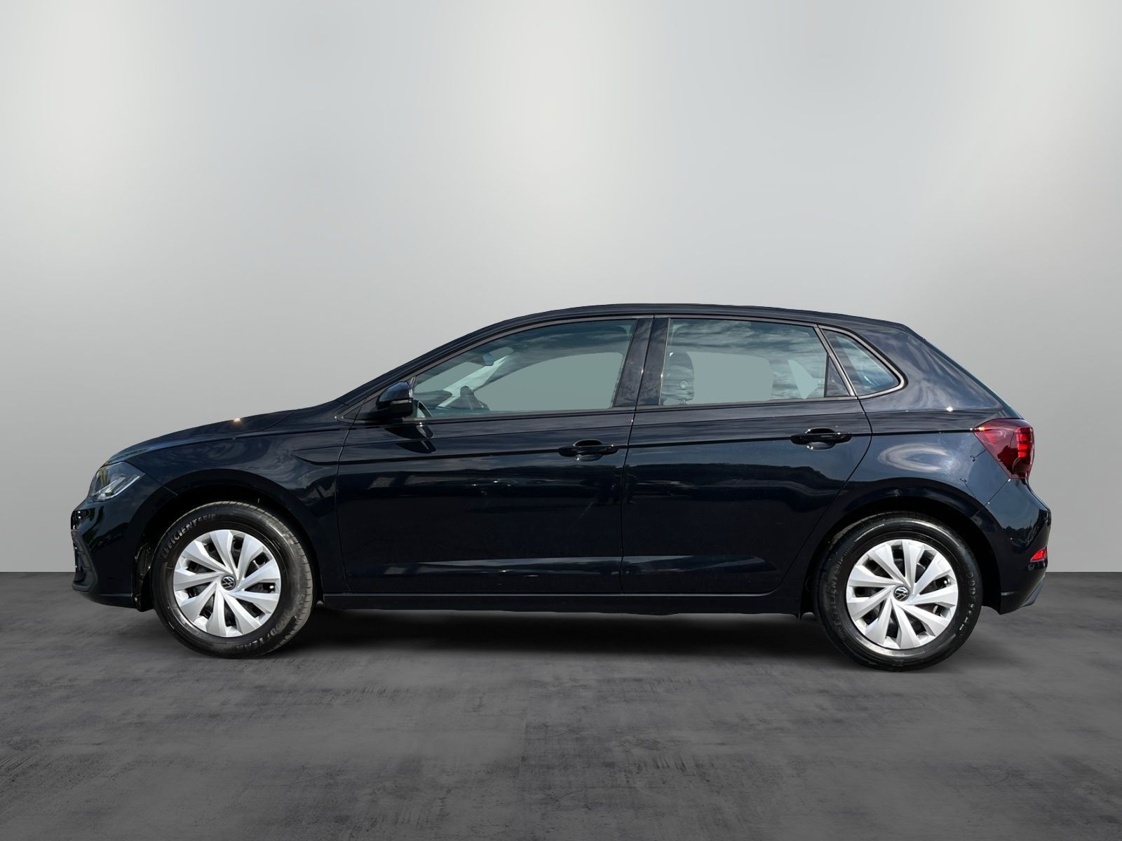 Volkswagen Polo Life 1.0 TSI DSG - Samsaru's Car Outlet