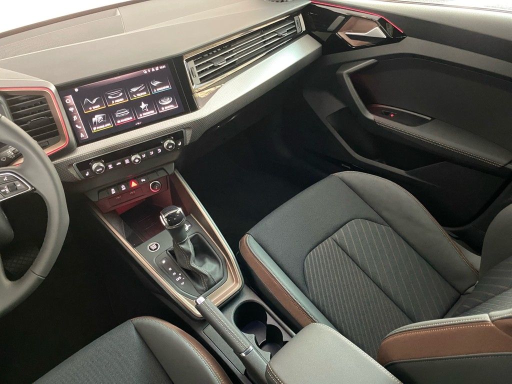 Audi A1 allstreet S line 30 TFSI RFK+ACC+SONOS+DESIGN