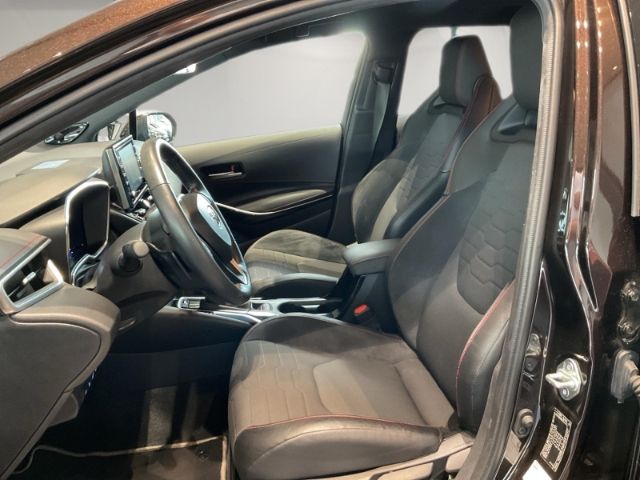 Toyota Corolla Touring Sports 2.0 Hybrid Lounge - Samsaru's Car Outlet