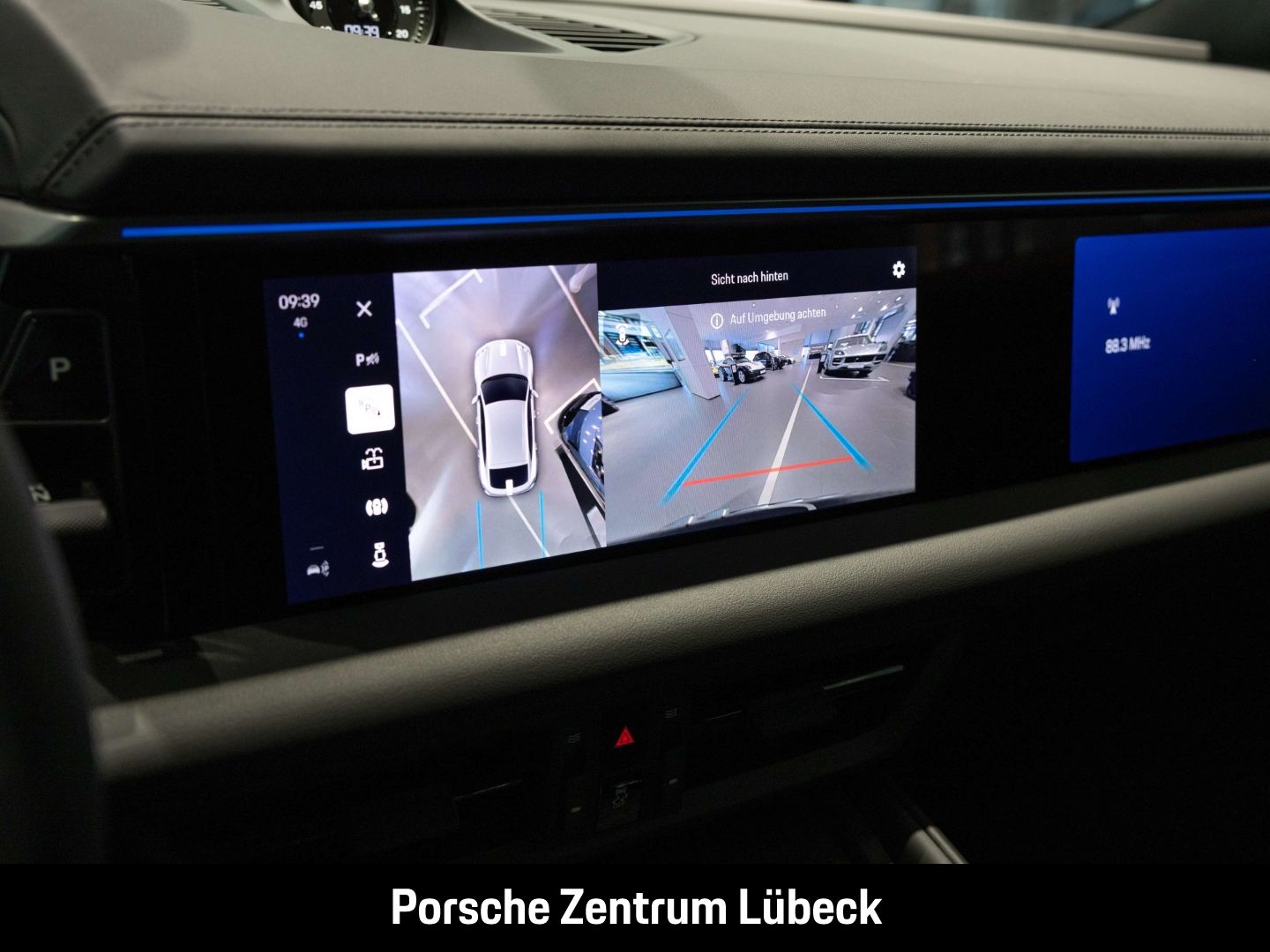 Porsche Macan - Samsaru's Car Outlet