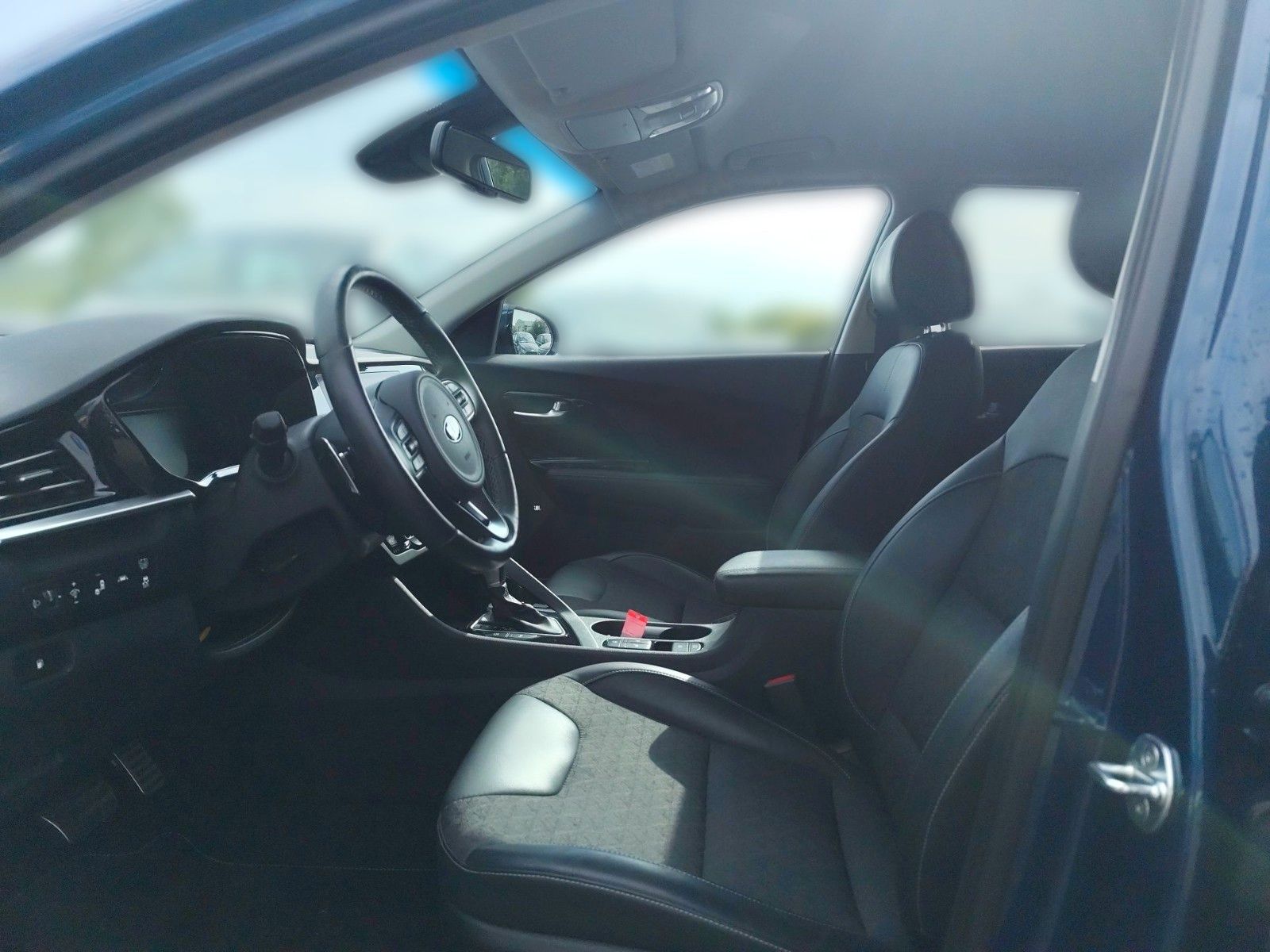 Kia Niro 1.6 GDI Hybrid Spirit - Samsaru's Car Outlet
