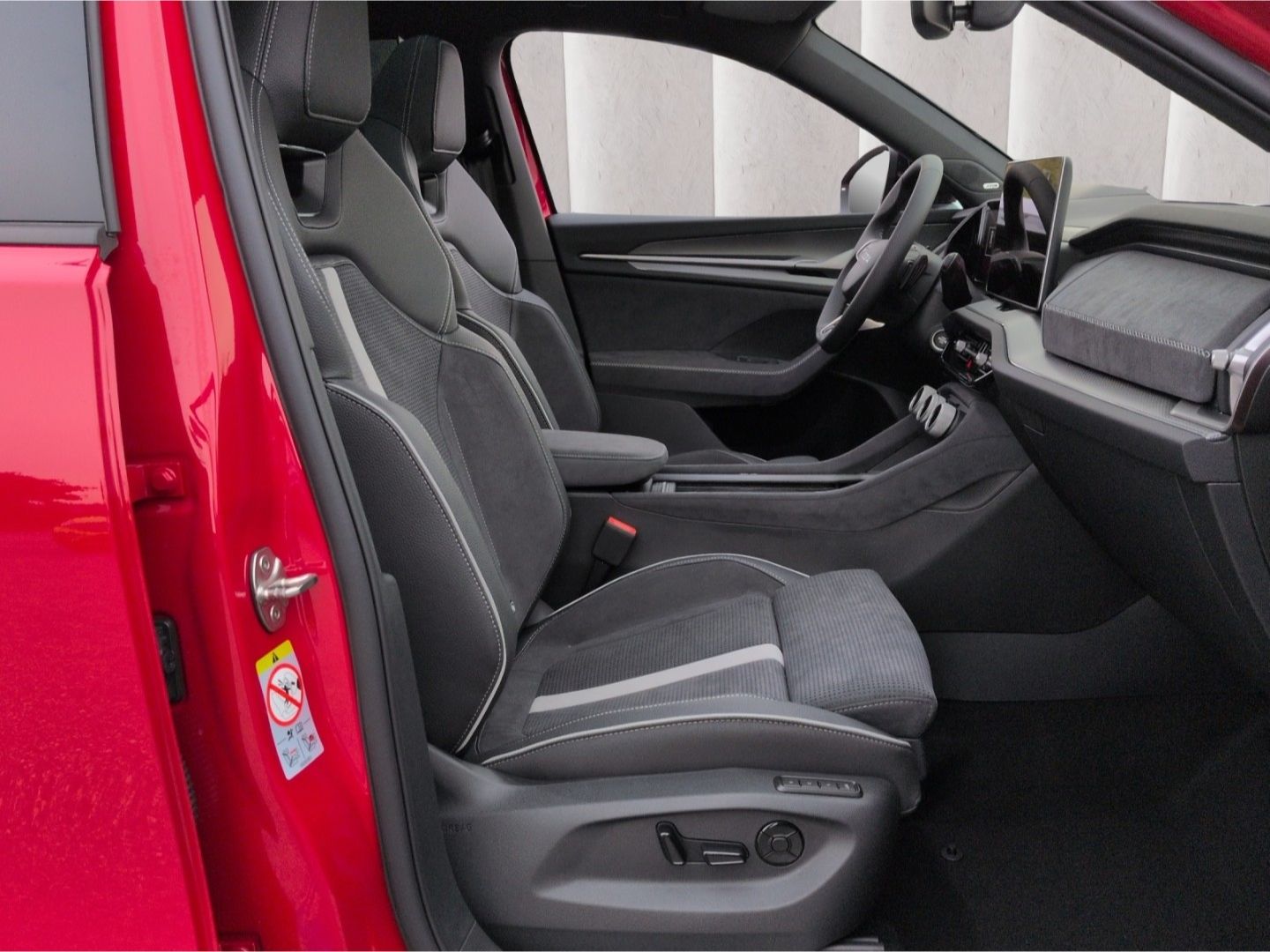 Skoda Kodiaq SPORTLINE 7-Sitze 4x4 TDI*StndHzg 360°Kam