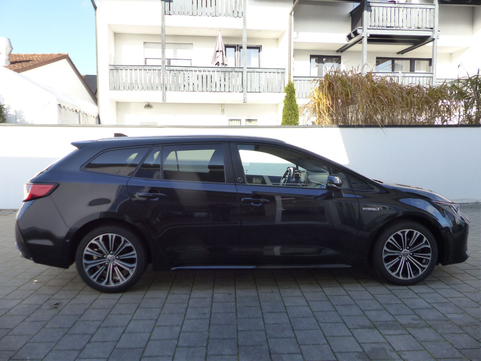 Toyota Corolla TS 2.0 Hybrid Einparkh. Selbstlenkend