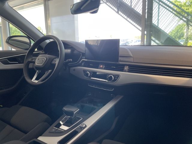 Audi A4 Avant 35 TDI S tronic S line - Samsaru's Car Outlet